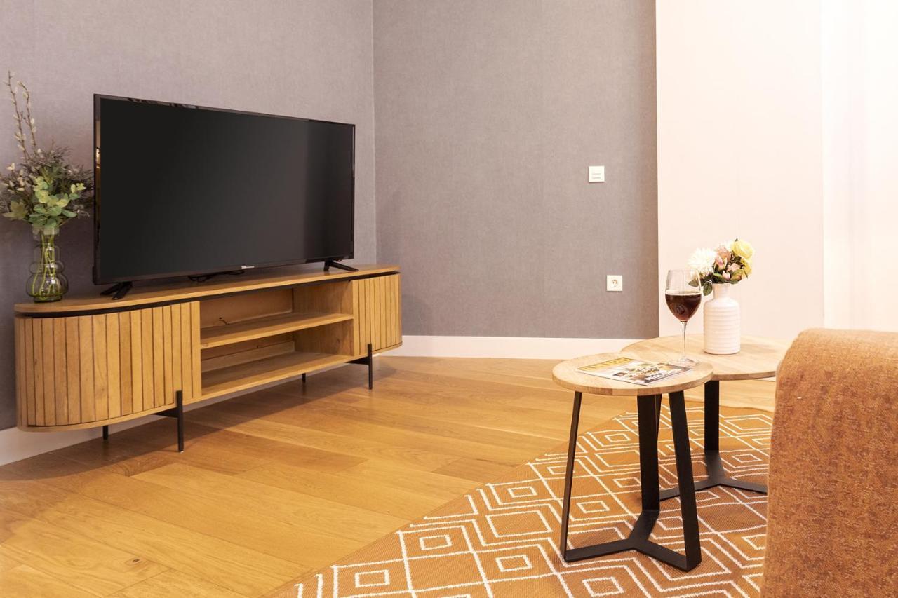 Apartamento  *